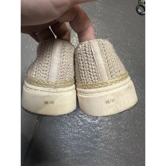 Vince Camuto women’s platform slip on shoes size 9 - Picture 4 of 4